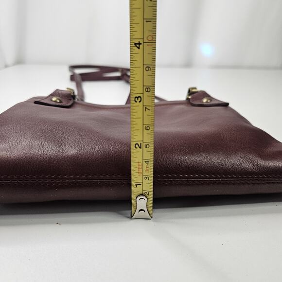 Hobo Merlot Crossbody Bag Strap Faux Leather Womens Handbag Purse Multi Comparts - Picture 11 of 11